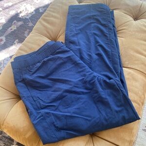 Men’s LL Bean windpants.  Never  worn.  Has tags.  XXL tall.  Some fading.